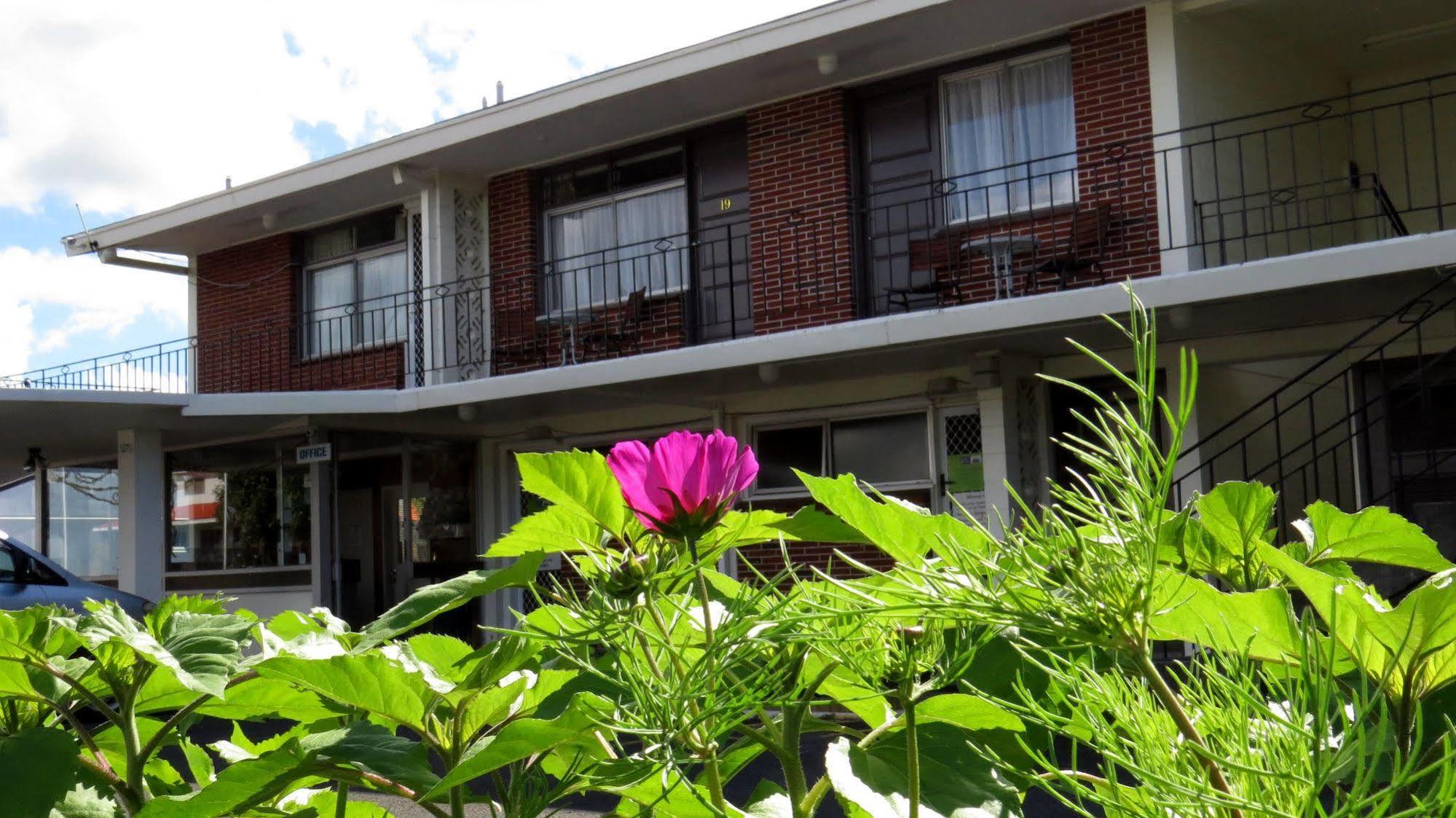Kuirau Park Motor Lodge- Thermal Mineral Pool Rotorua Ngoại thất bức ảnh